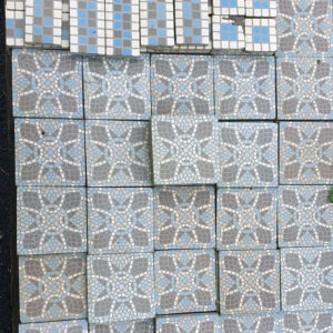 Carrelage Ciment Céramique Ancien Motif : Rosace Mosaïque Bleue Réf 032