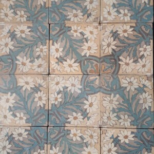 Carrelage Céramique Ancien Réf 139 Fleurs blanches entremêlées - 5m2