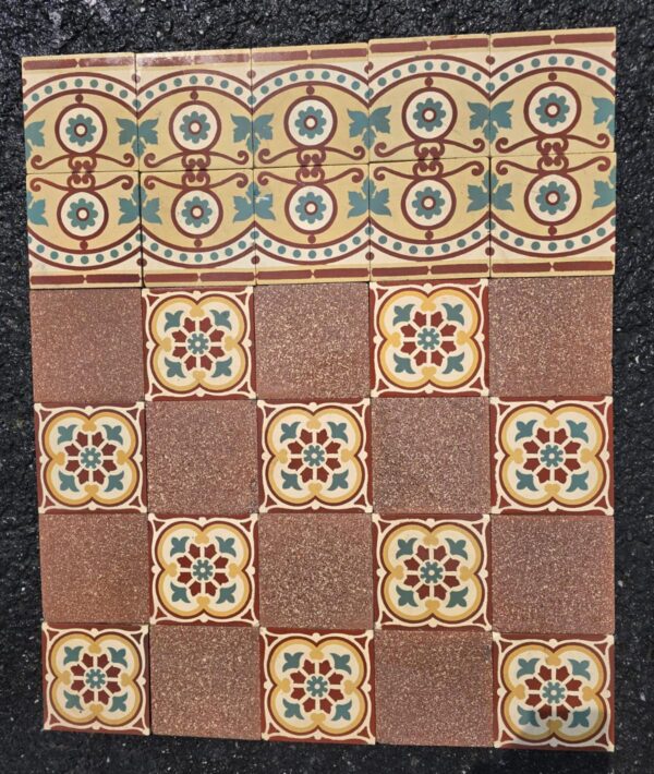 Carrelage Ciment Céramique Ancien  Réf 145  Damier Rouge et Fleurs - 34m2 – Image 2